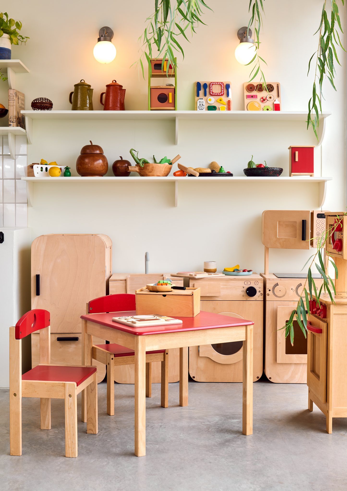 SMALL DESK AND CHAIR WITH PAPER ROLL